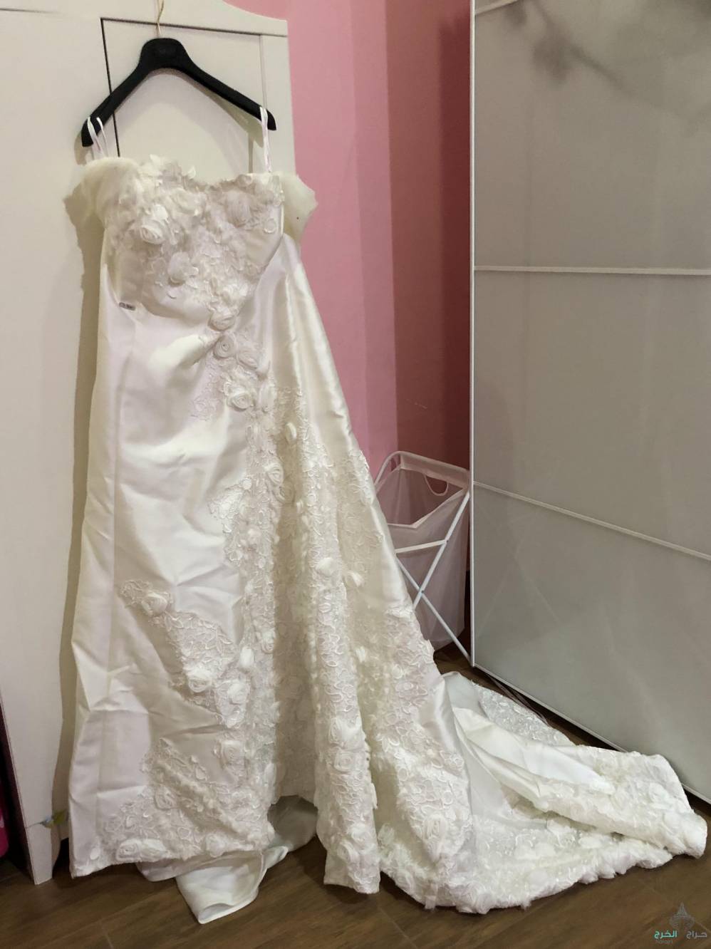 فستان زواج جديد من محل رهيد ( لم يلبس )