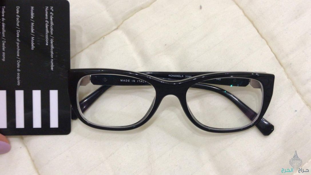 نظارة شانيل اصلية مع كامل الملحقات 