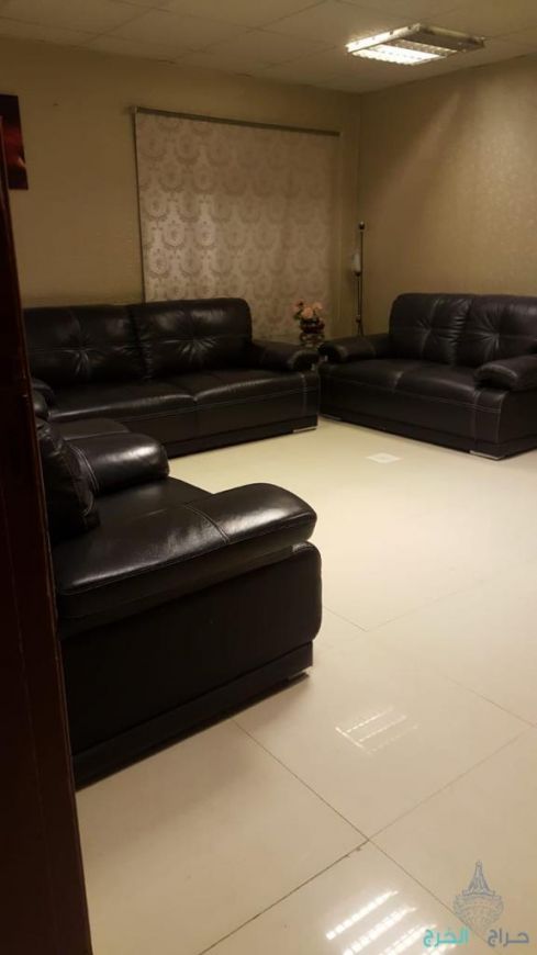 مشغل نسائي متكامل لتقبيل بالخرج