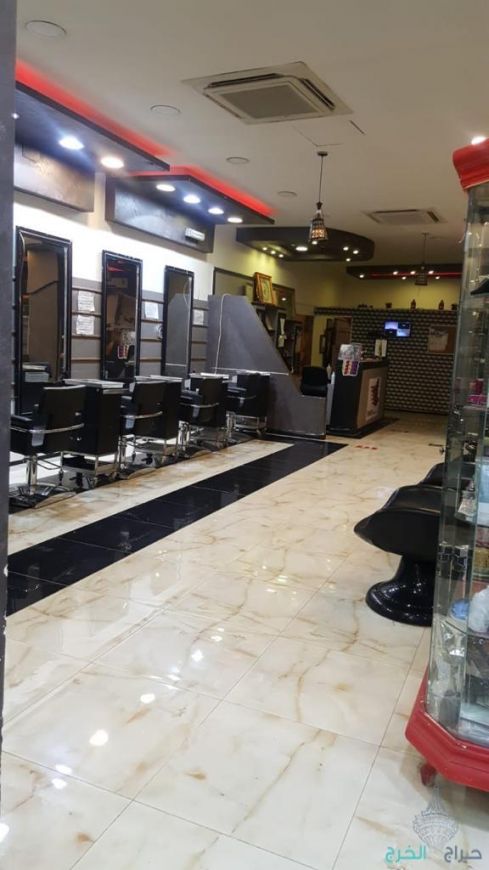مشغل نسائي متكامل لتقبيل بالخرج