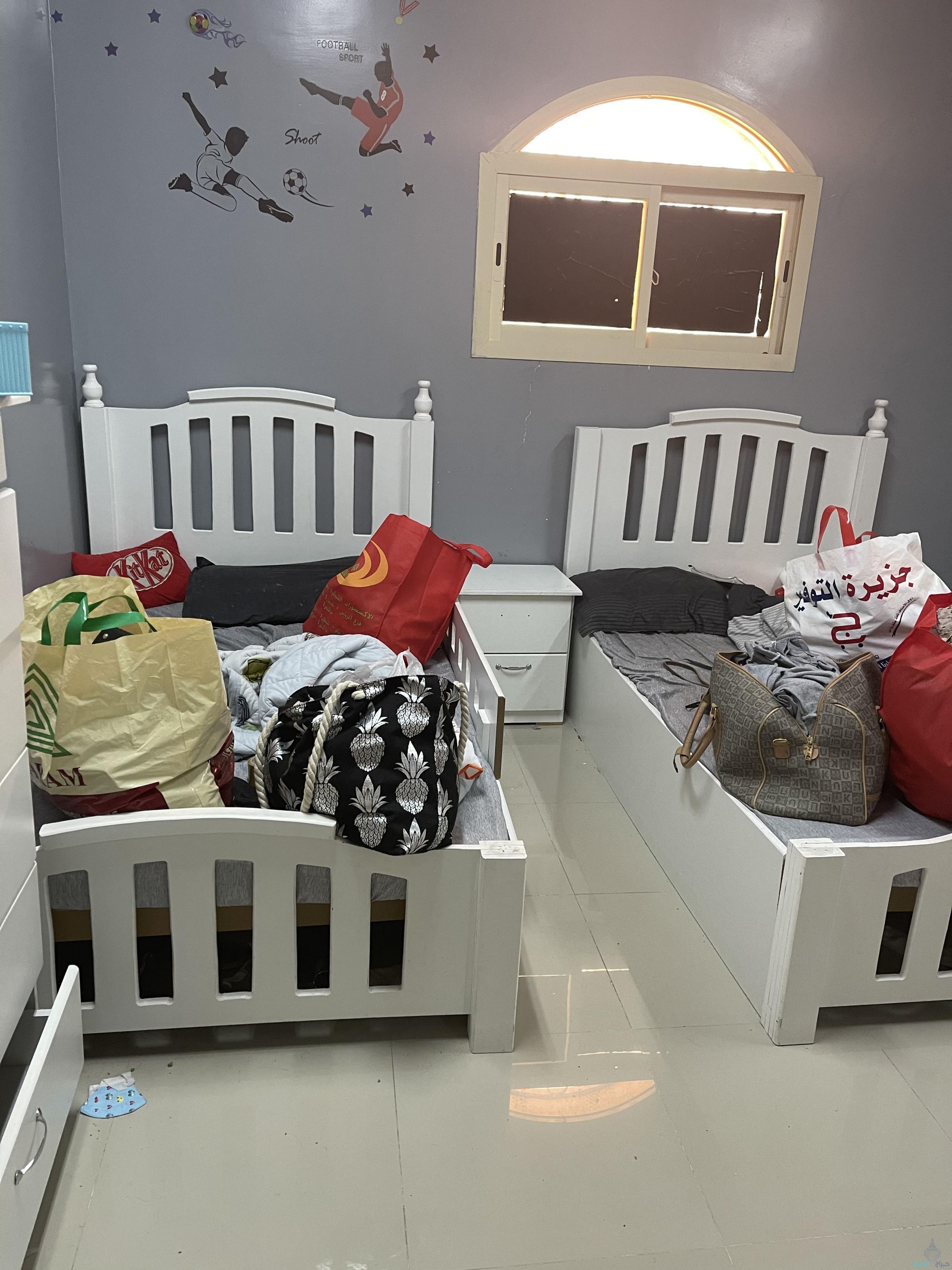 غرفة نوم رئيسيه - غرف اطفال  