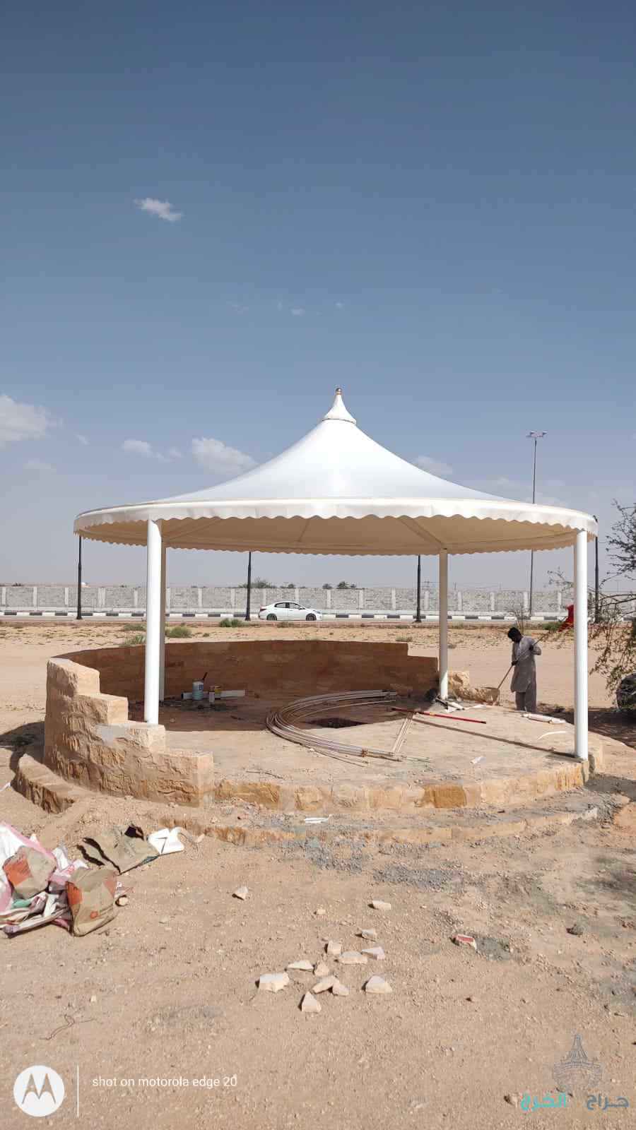 مظلات لسيارات