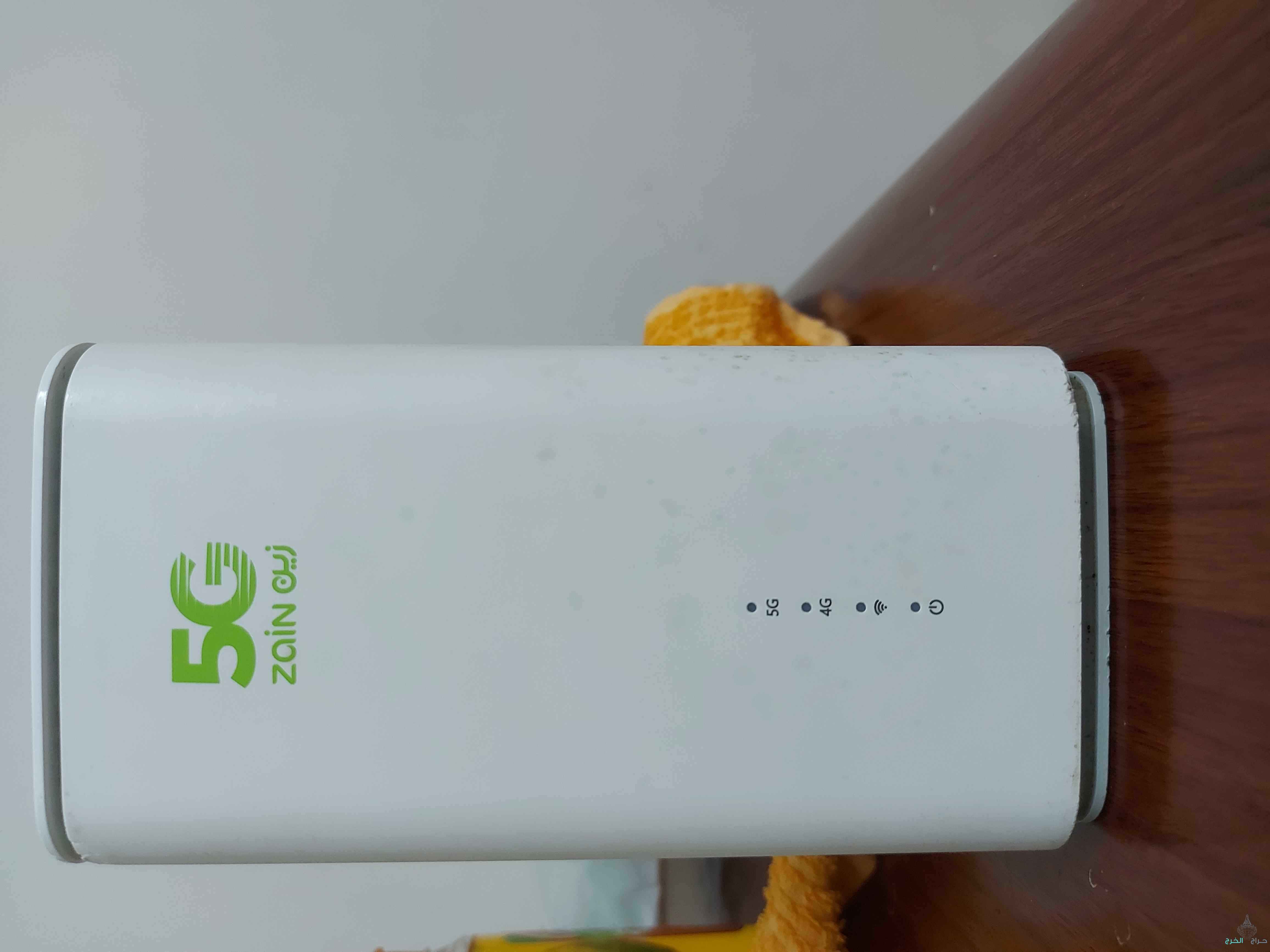 أوبو راوتر واي فاي 5G CPE T1A أبيض