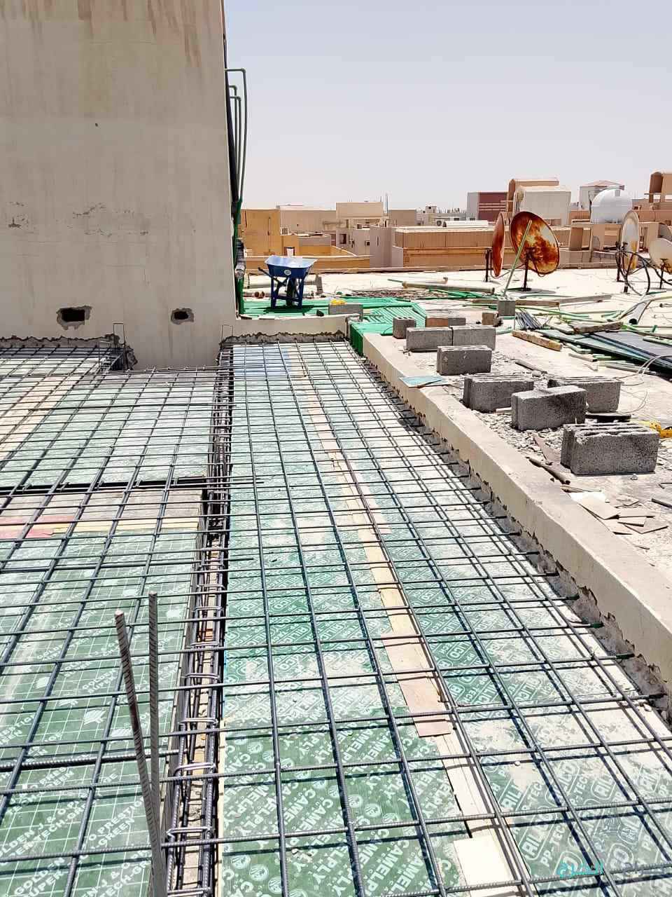 مقاول ملاحق