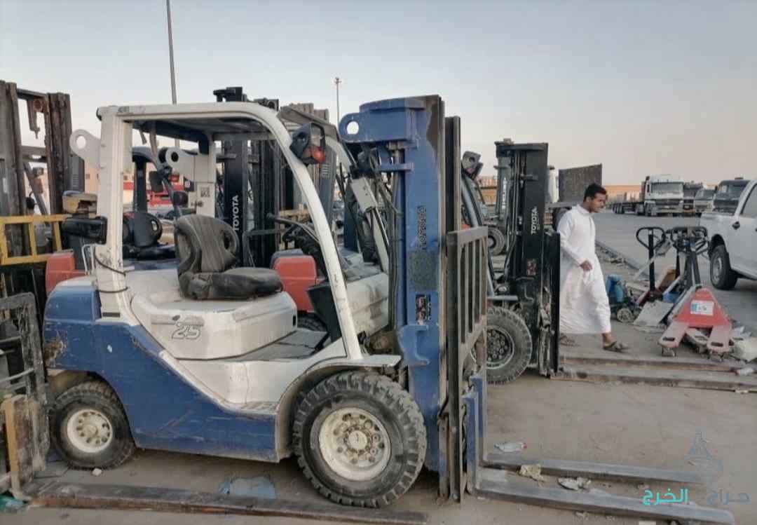 تأجير رافعات شوكية