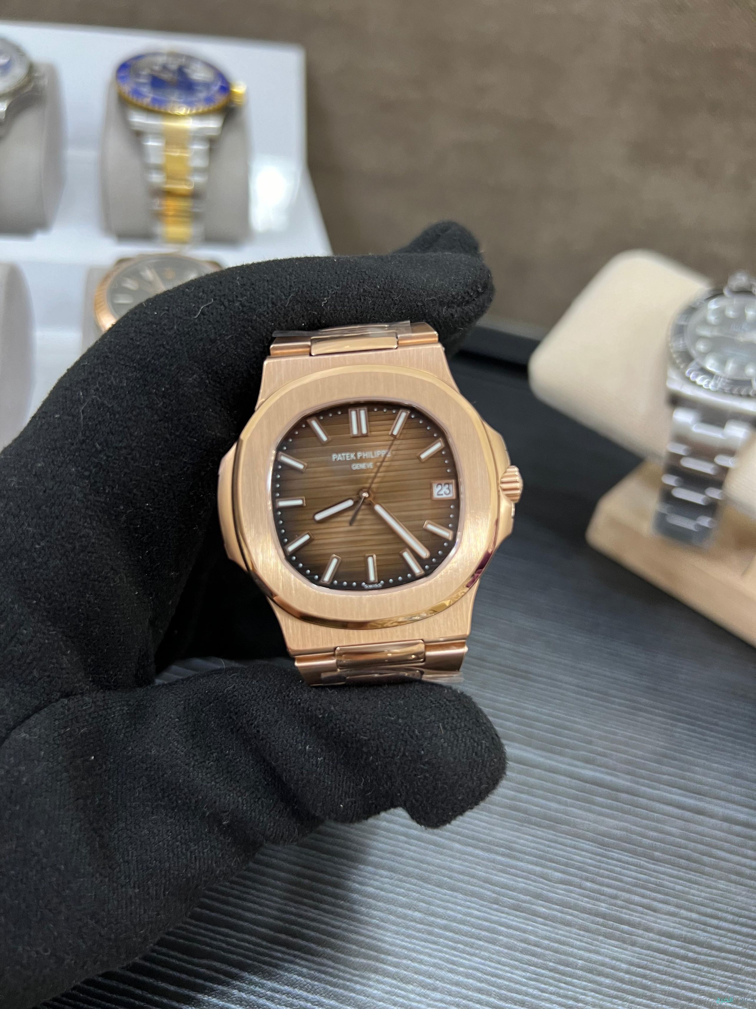 ساعات باتك فليب سويسرية