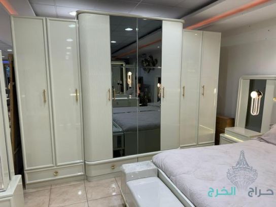 غرفة نوم راقية بتصميم حديث