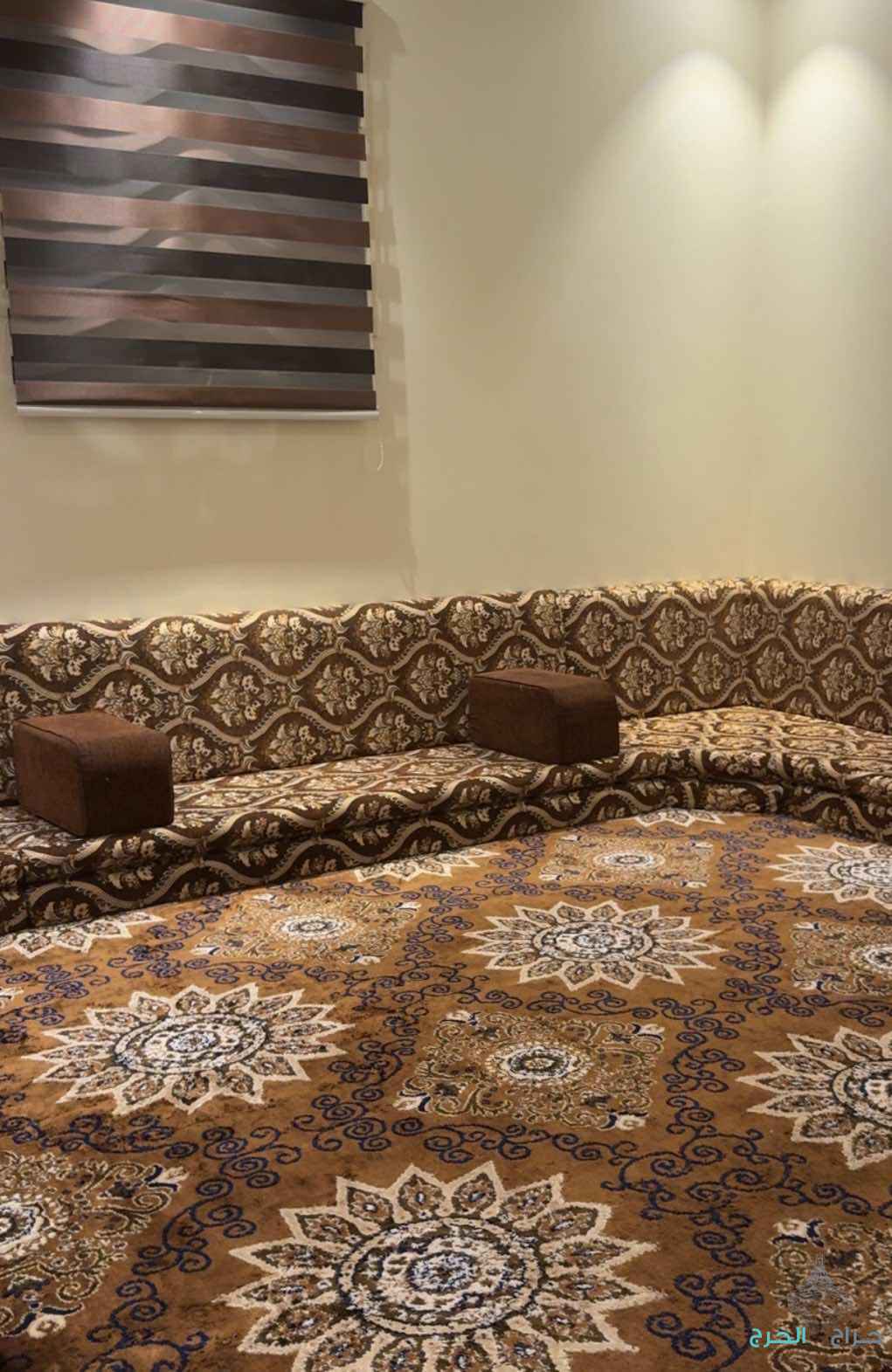 مجلس كامل للبيع