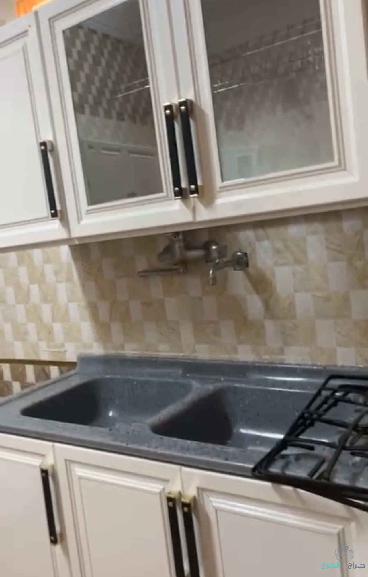 مطبخ مستخدم استخدام نظيف 