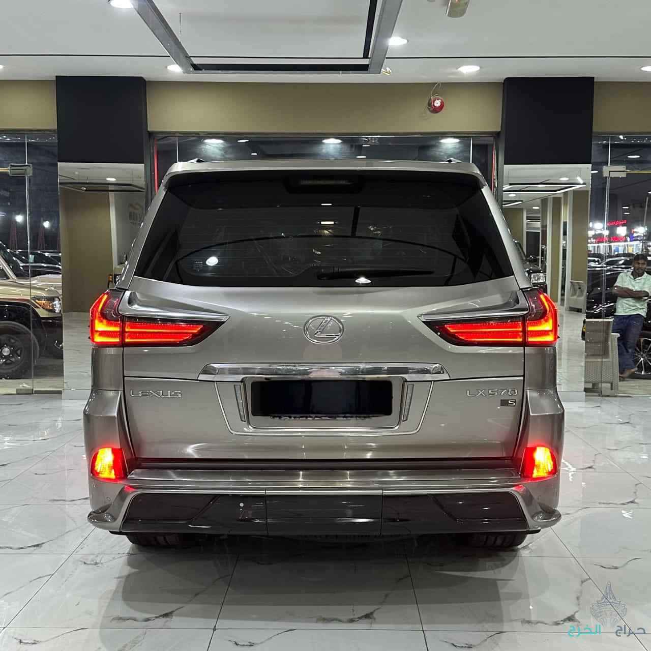 لكزس LX 570