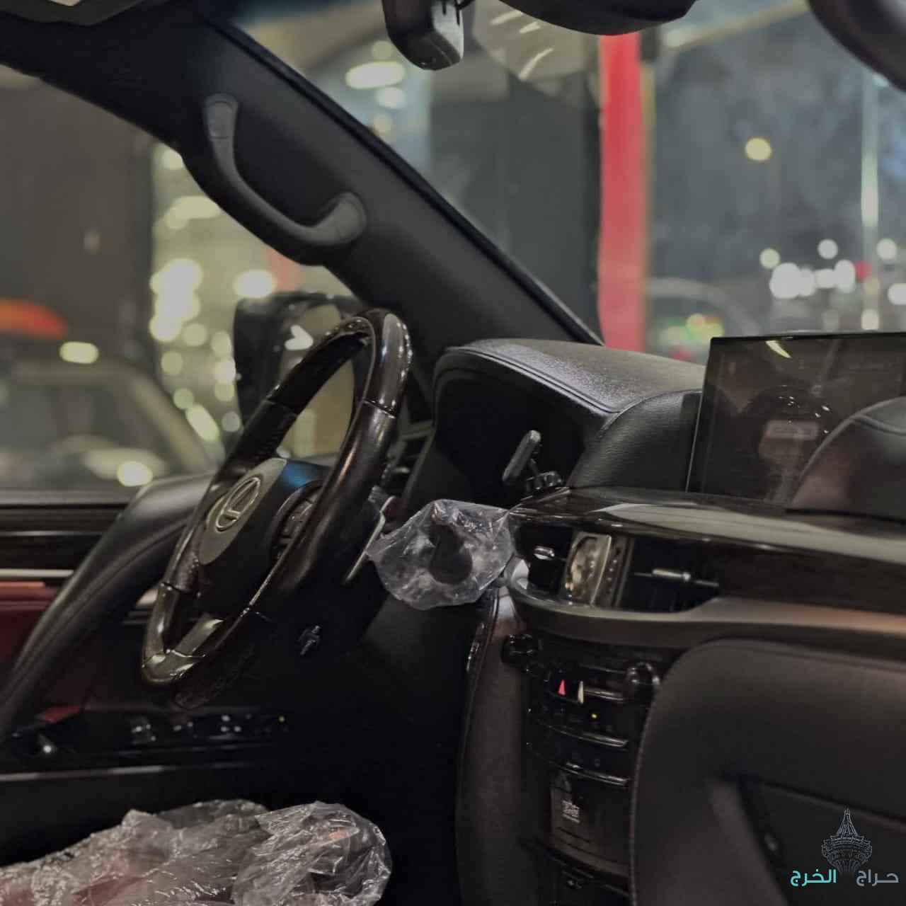 لكزس LX 570