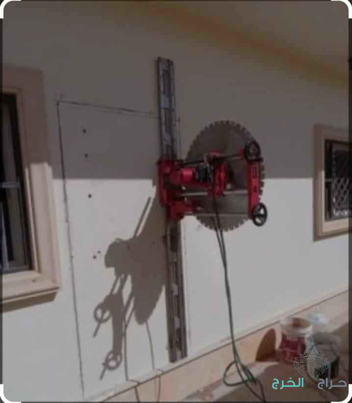تخشين الخرسانة بل رمل وتنظيف الحجر