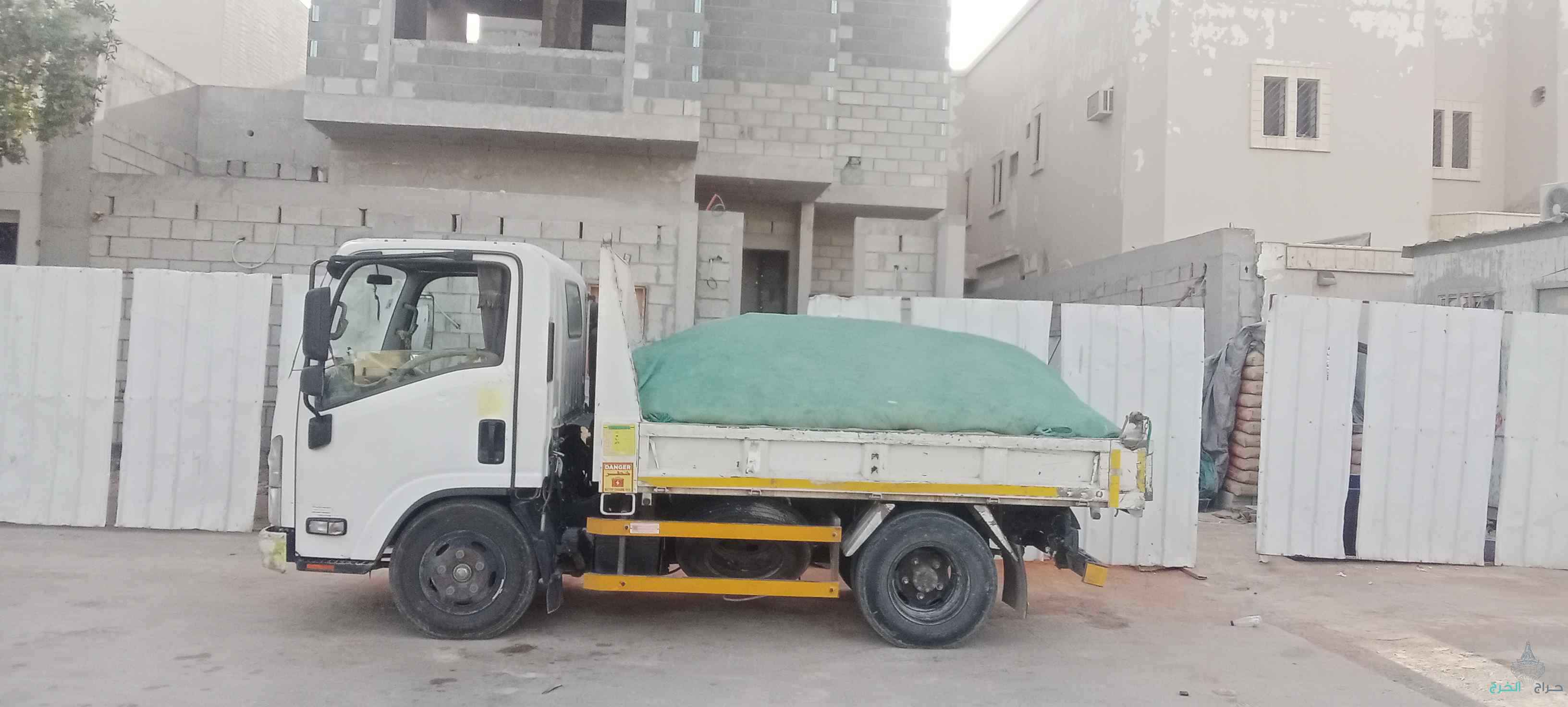 مبسط لتوصيل مواد البناء بانواعه