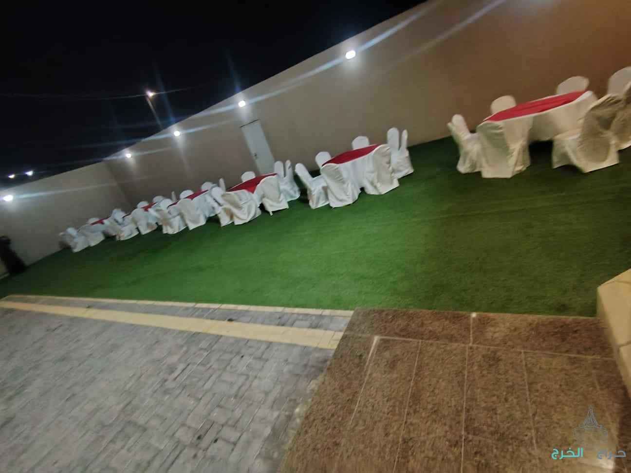 تاجير كراسي وطاولات 