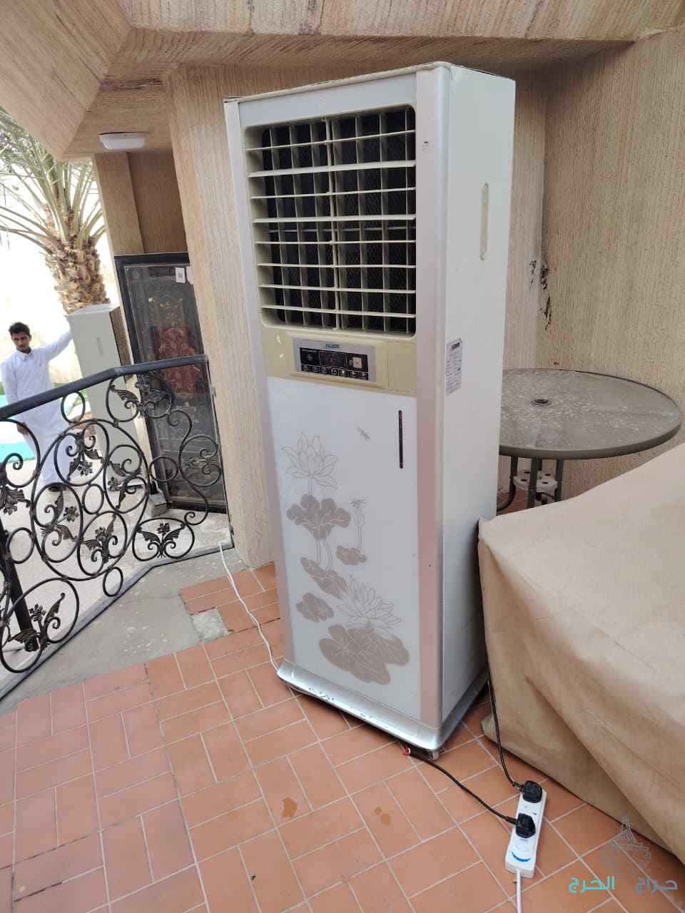 تاجير كراسي وطاولات 