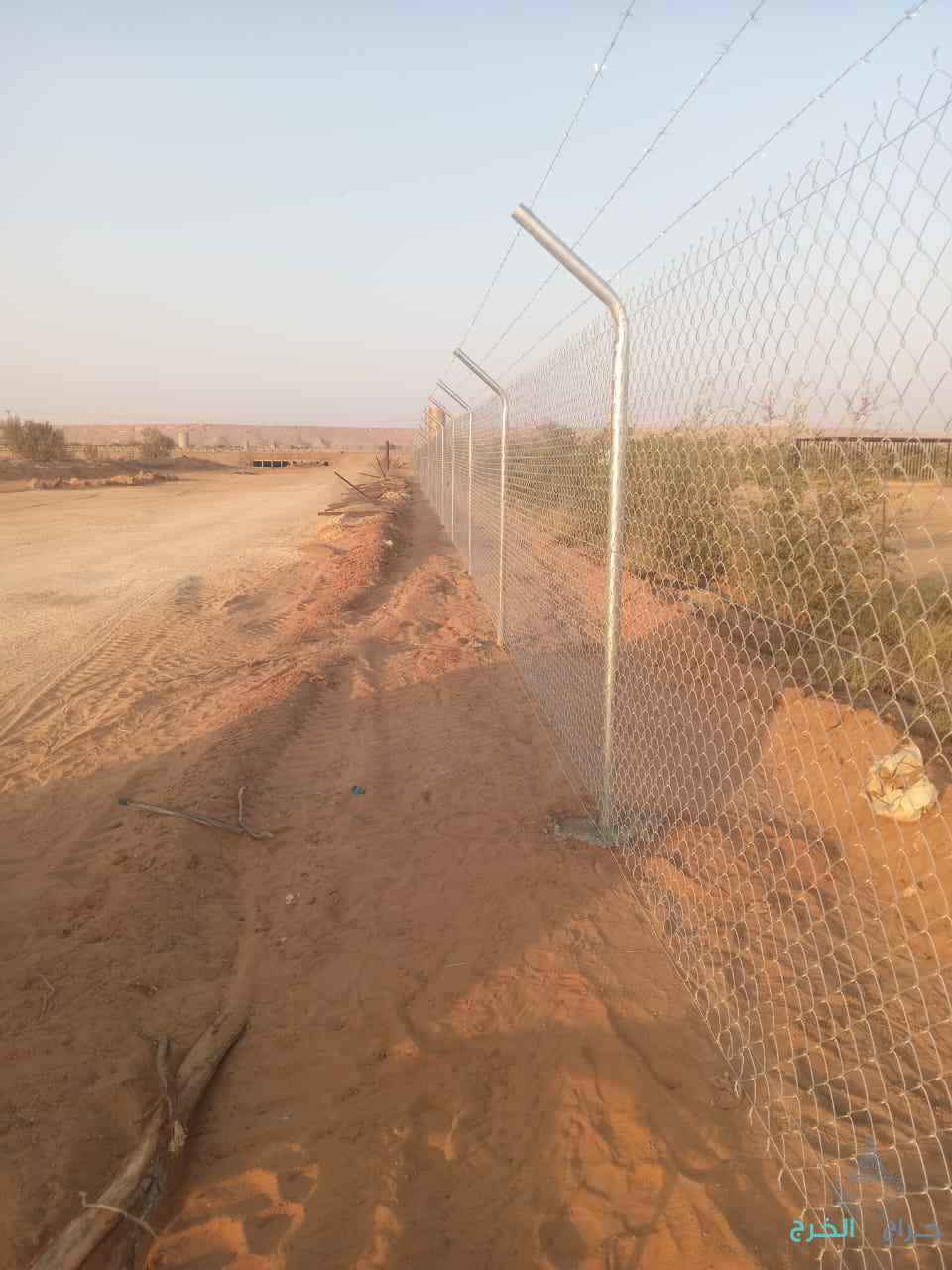 نعمل في توريد وتركيب شبوك اسياج
