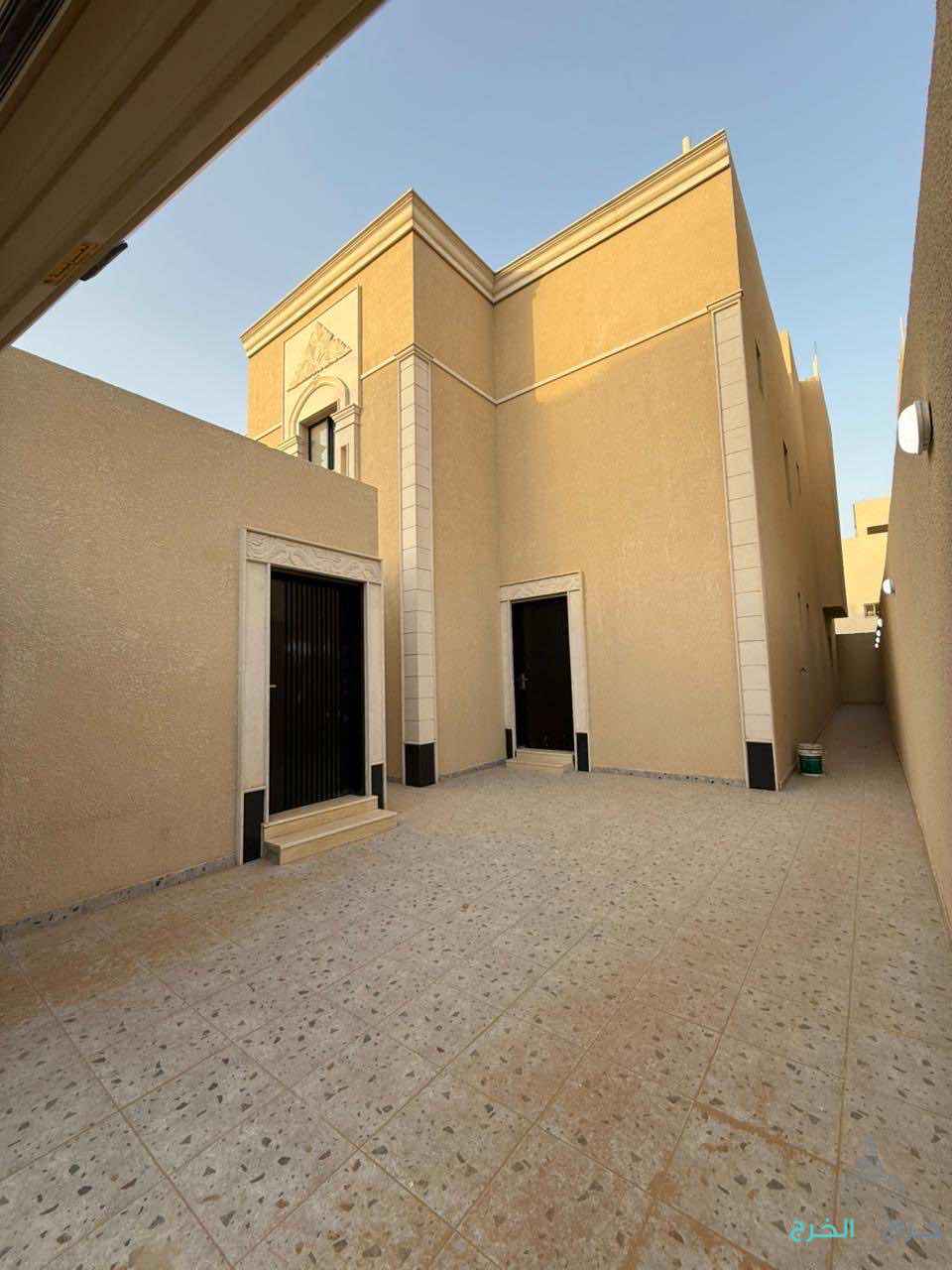 عرض حصري للبيع فيلا مساحة 330 حي الدانة بالخرج