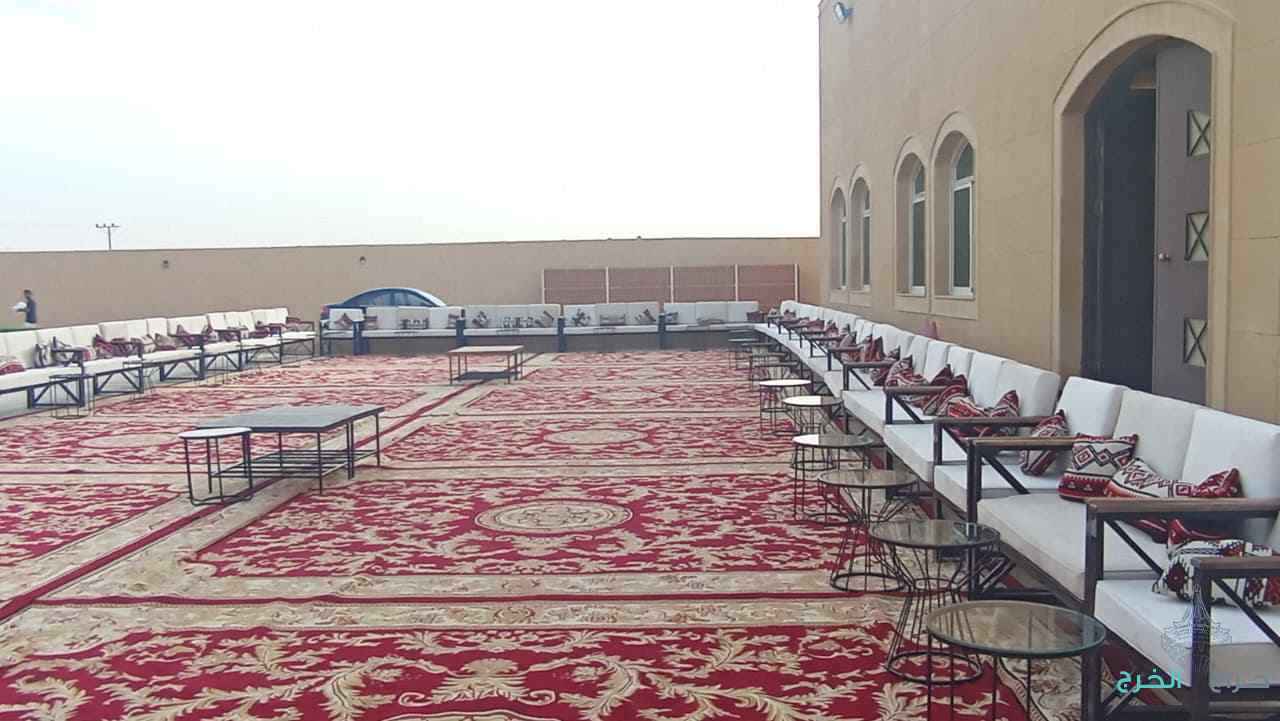 حفلات ومناسبات الشرقيه تاجير كراسي وطاولات تاجير كنب ثلاثي تاجير مكيفات صحراوي تاجر مكيفات فريون تاجير كراسي ملكي تاجير كراسي عادي ملبس وبدون تلبيسه تاجير كراسي شفافي تاجير طاولات قزاز مستطيل وداعري تاجير خيام شعبيه تاجير خيم اوروبيه تاجير سماعات بلوتو تا
