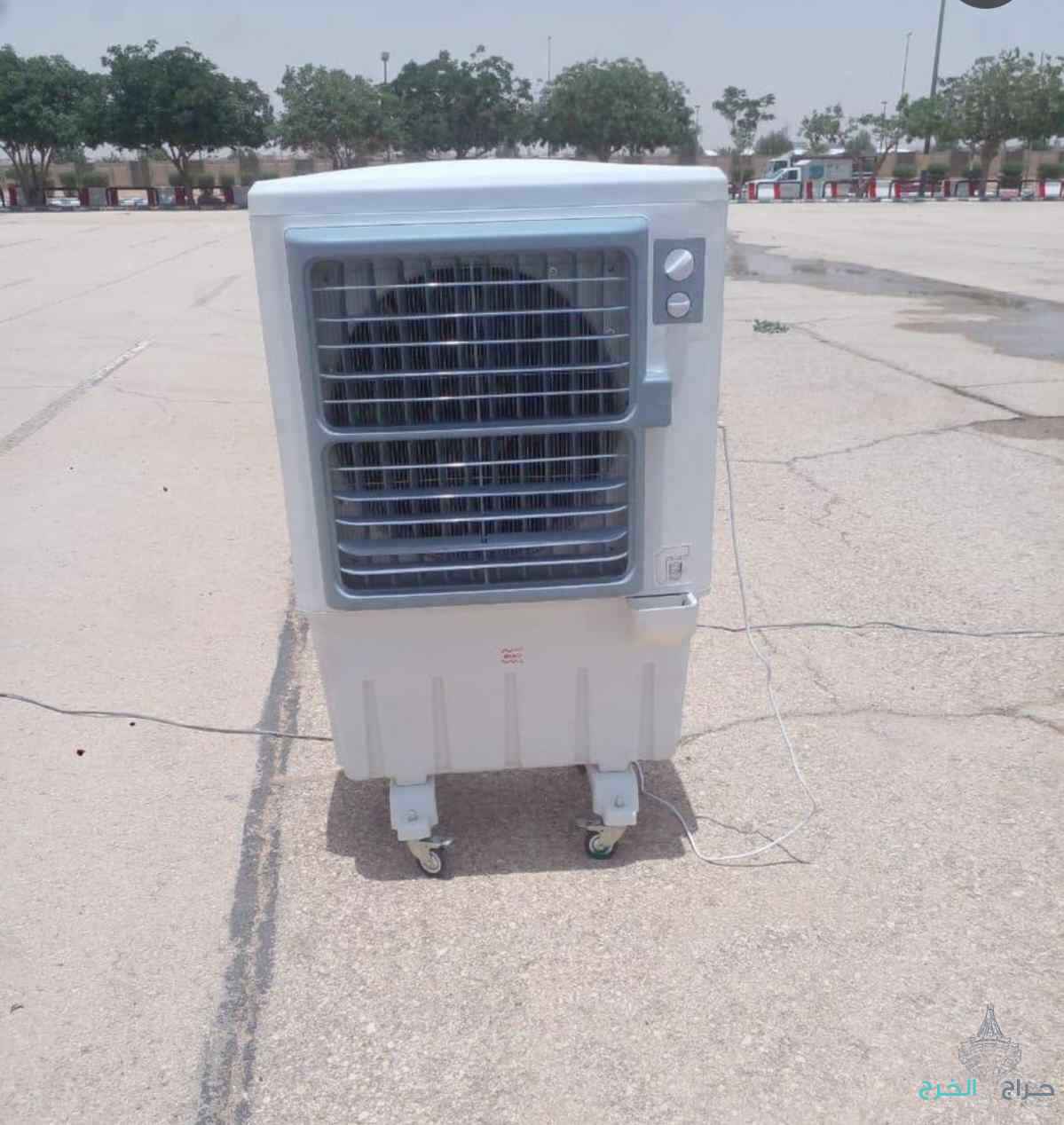 لتاجير المكيفات الدولبي والاسبلت والكراسي الملكي والكراسي الكزاز والطاولات 