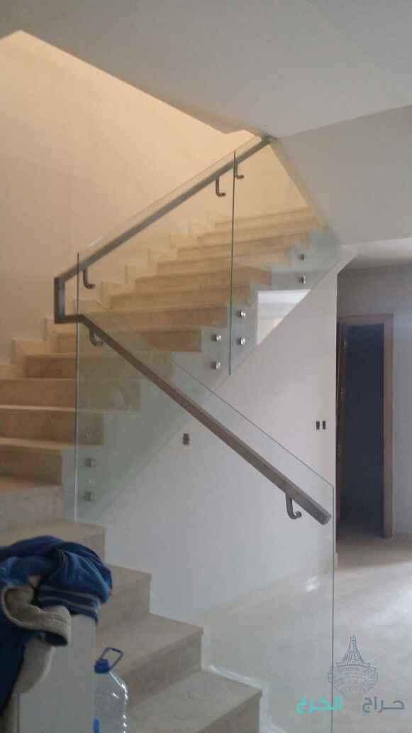 زجاج سكريت
