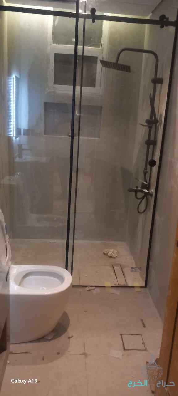 زجاج سكريت
