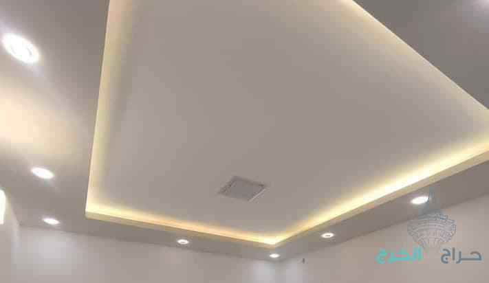 معلم دهانات وديكورات الخرج