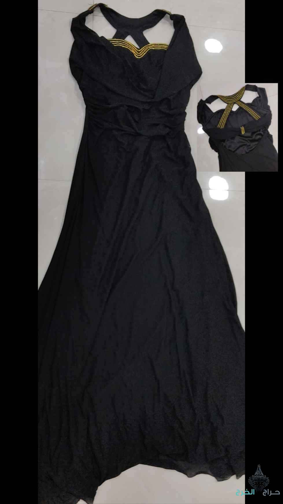 فساتين للبيع 