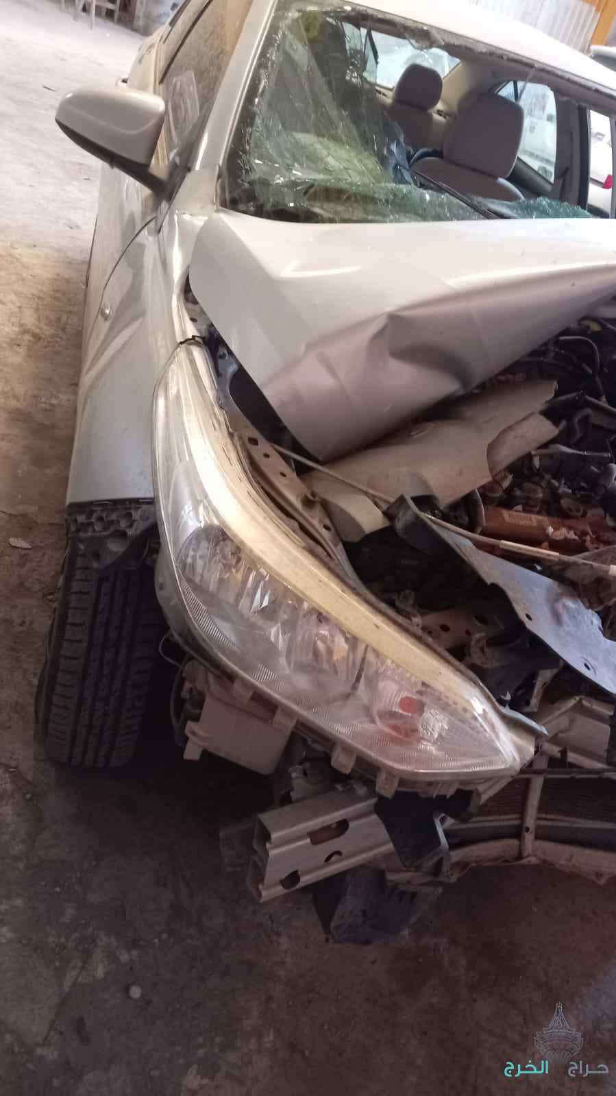 يارس 2019 مصدوم سياره 