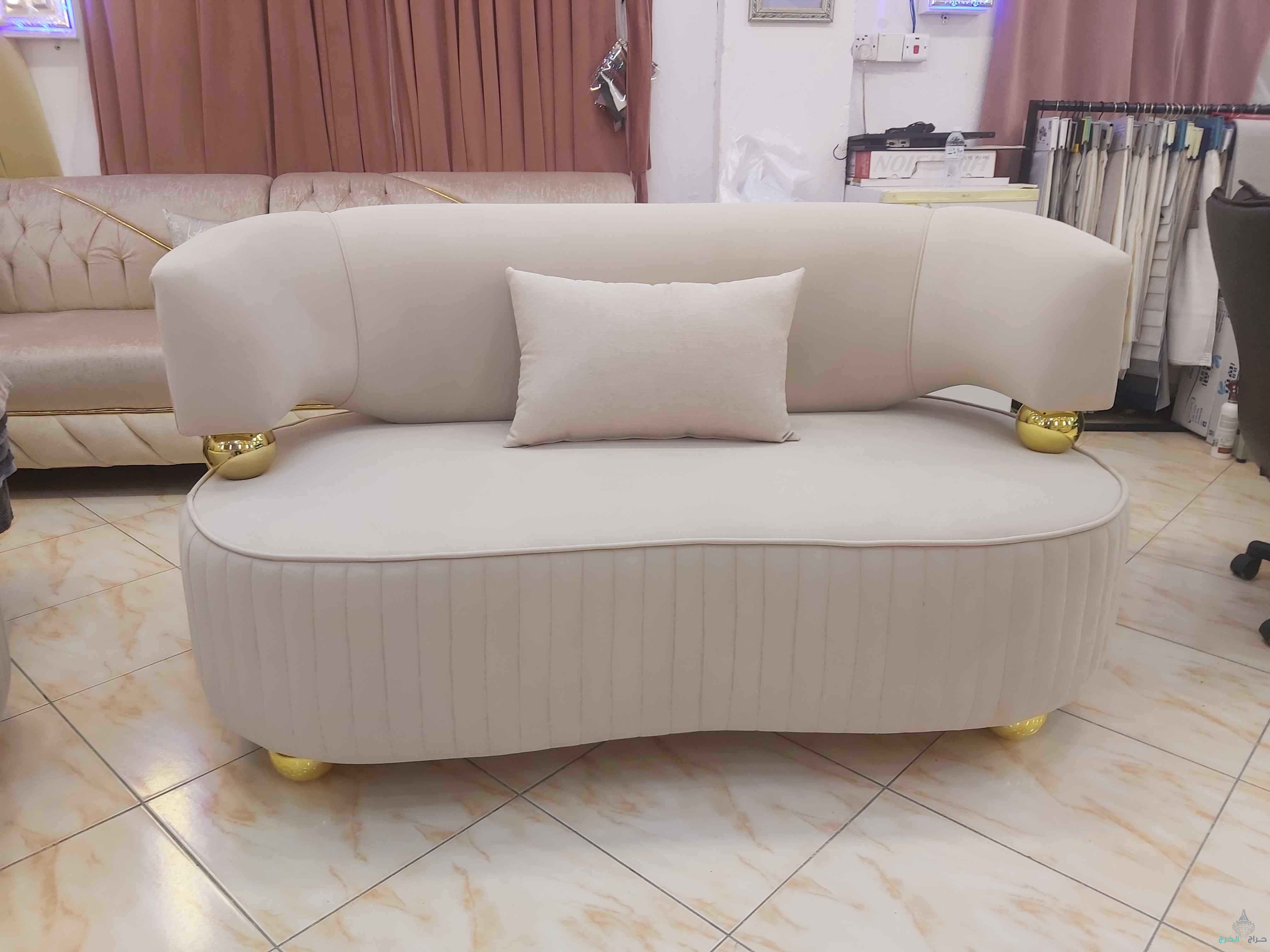 طقم تنفيذ حسب طلبك على ذوقك