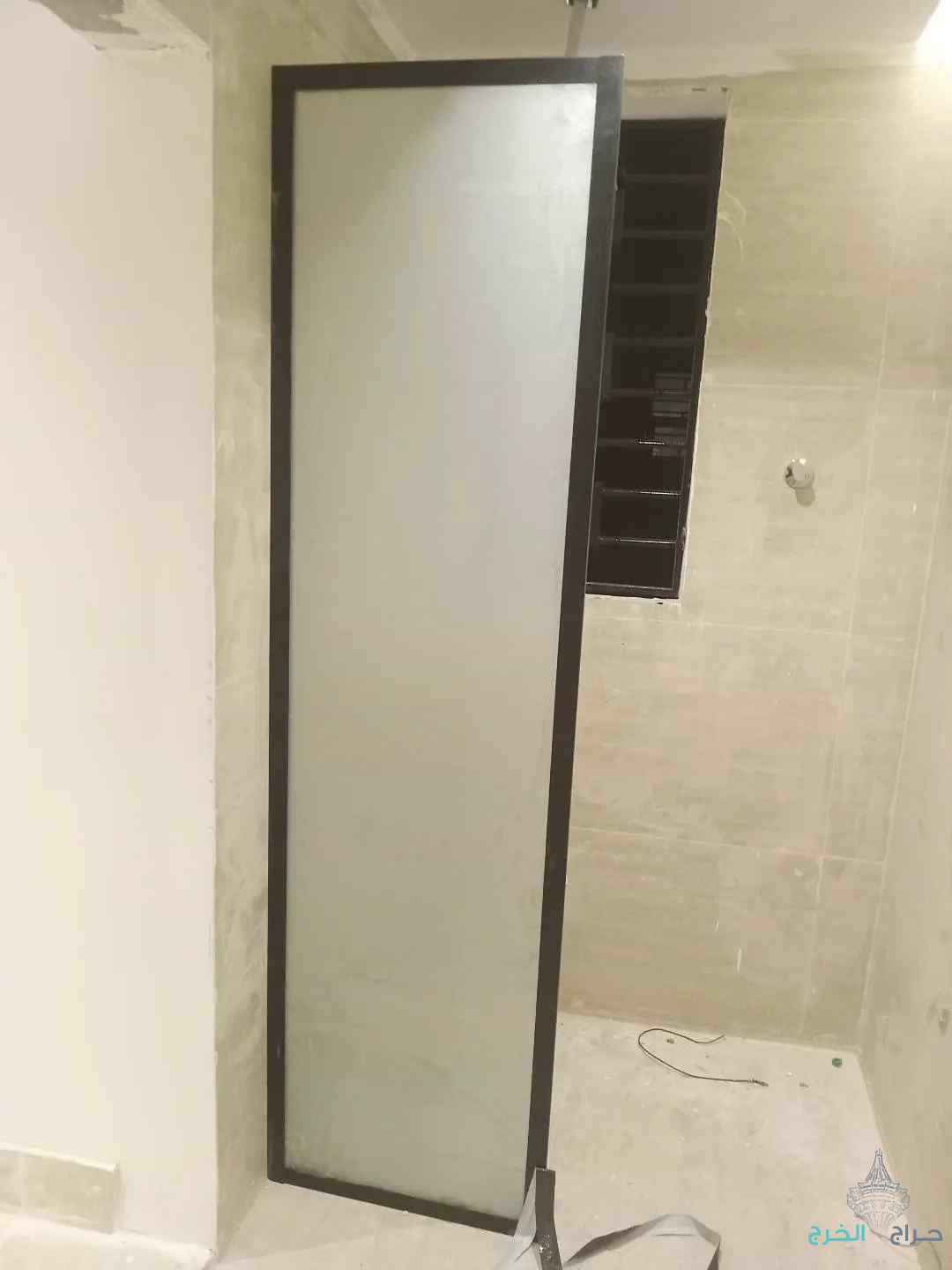زجاج مكاتب سكوريت زجاج وجهات سكوريت
