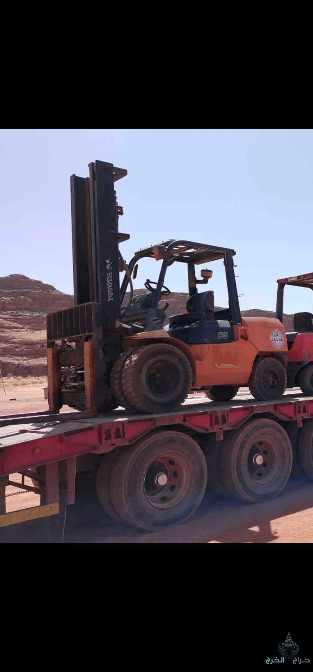 رافعه تلسكوبية للايجار الشهري واليومي