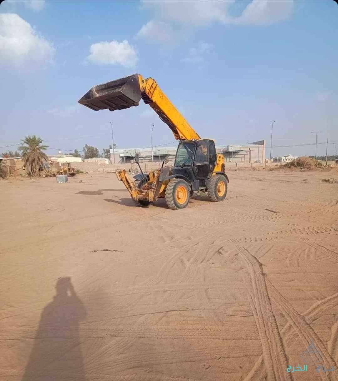 معدات رافعات للايجار الشهري واليومي