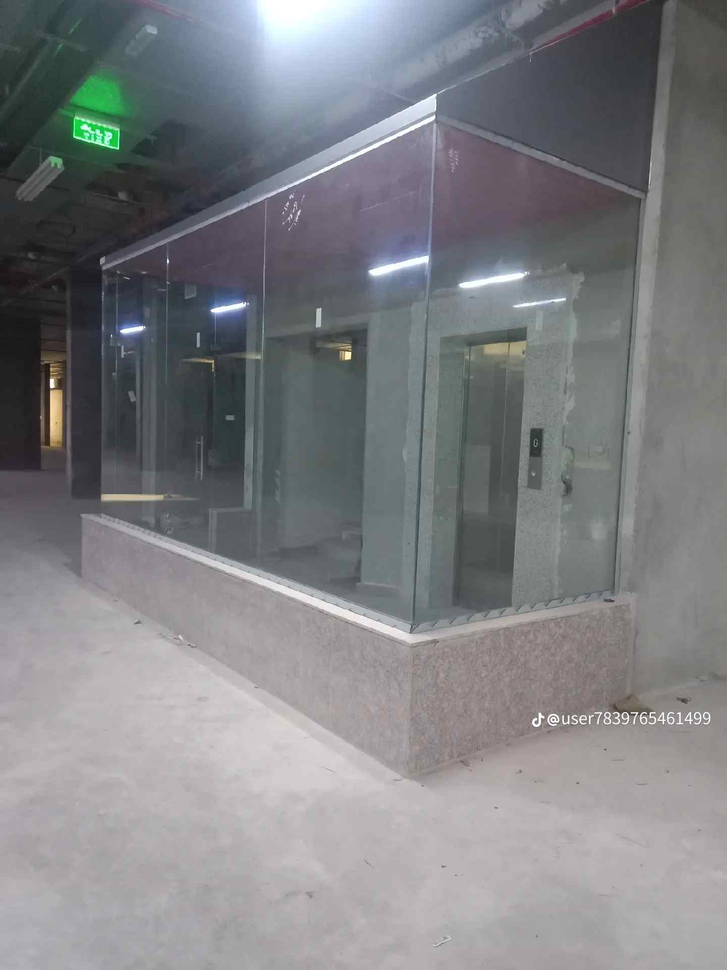 زجاج سكريت الرياض 