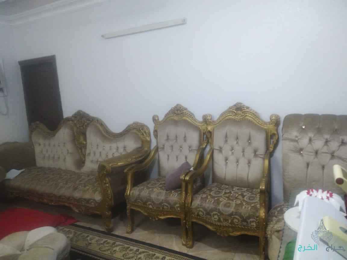 التخلص من الأثاث التالف والقديم 