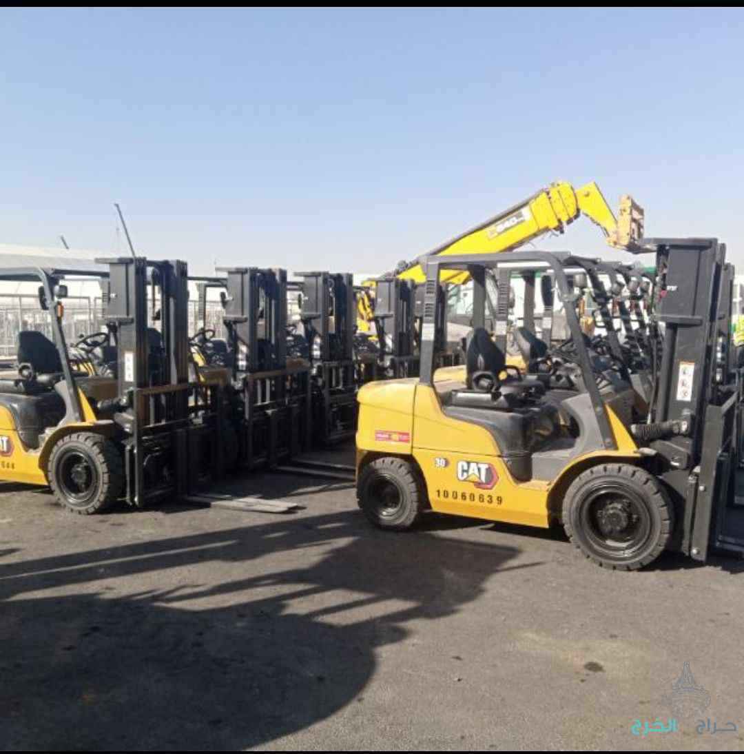 ابو تميم لتأجير المعدات رافعات شوكيه وكرينات