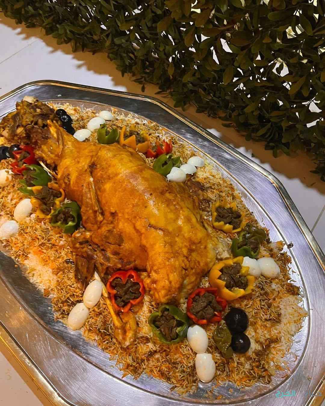طباخ بالعده والمشتريات
