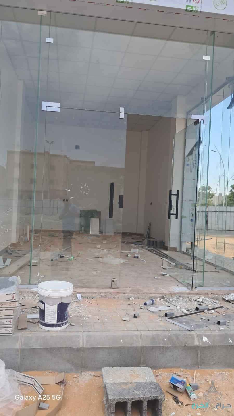 زجاج سيكوريت 