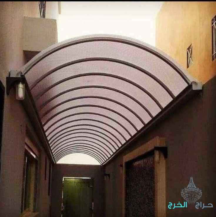 مضلات داخلية جلسات مواقف سيارات خارجية 