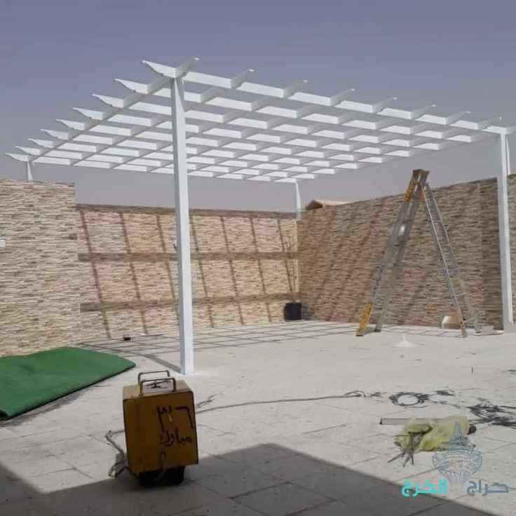 مضلات داخلية جلسات مواقف سيارات خارجية 