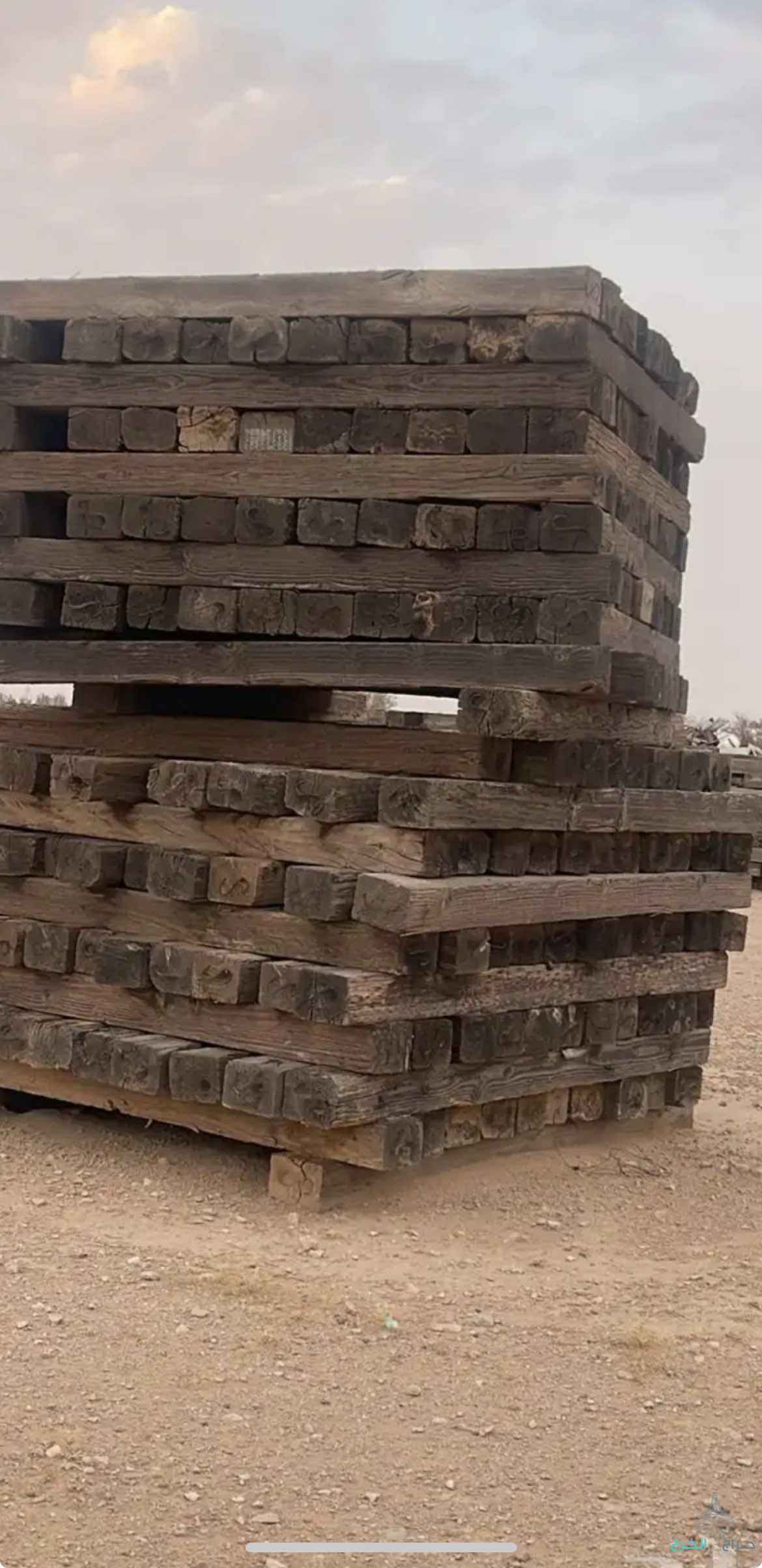 خشب قطار رين مرابيع يصلح شبك مخيم