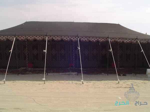متخصص في الخيم الثابت ومركب خيم البر