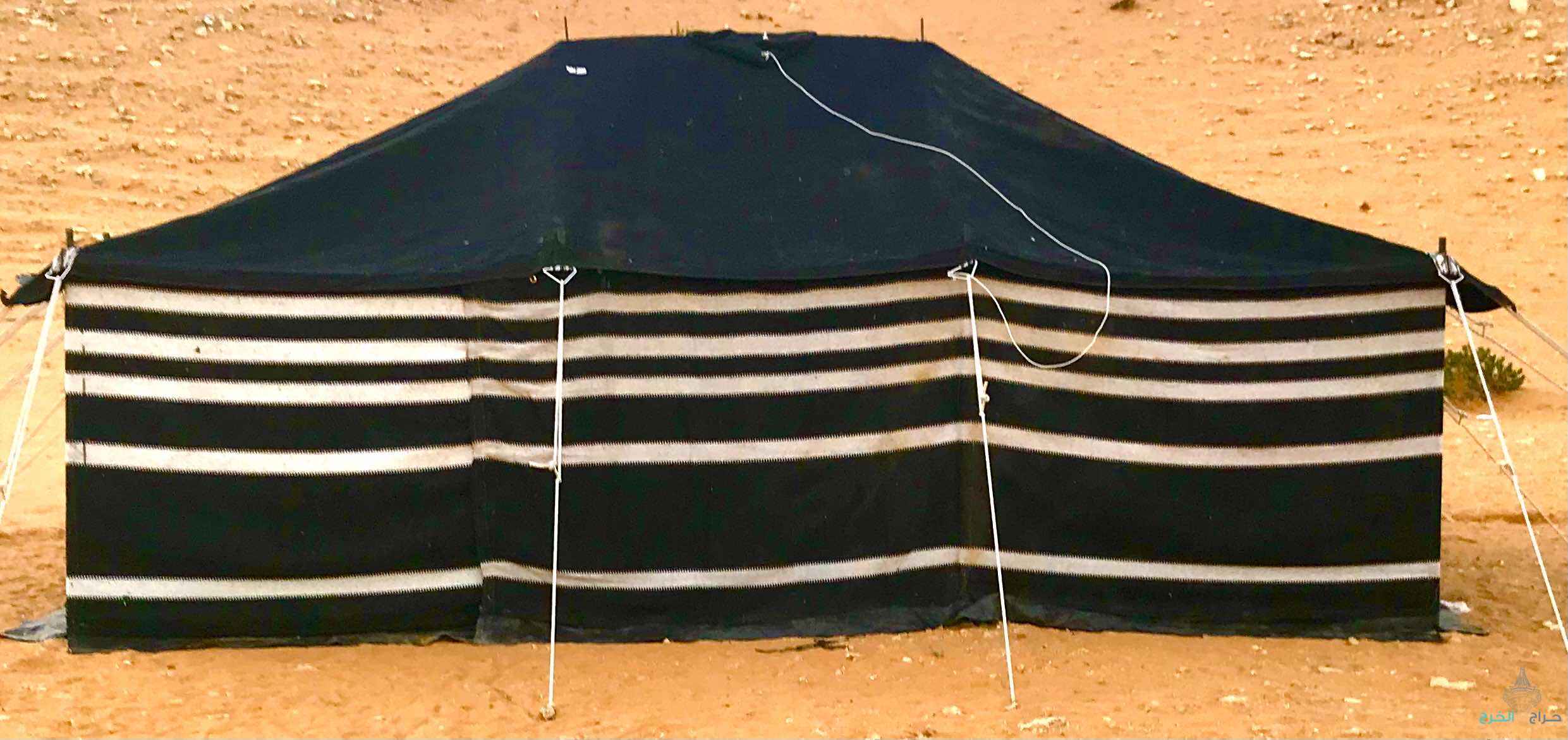 بيع خيمه جملون 5*8 لونها من داخل احمر  