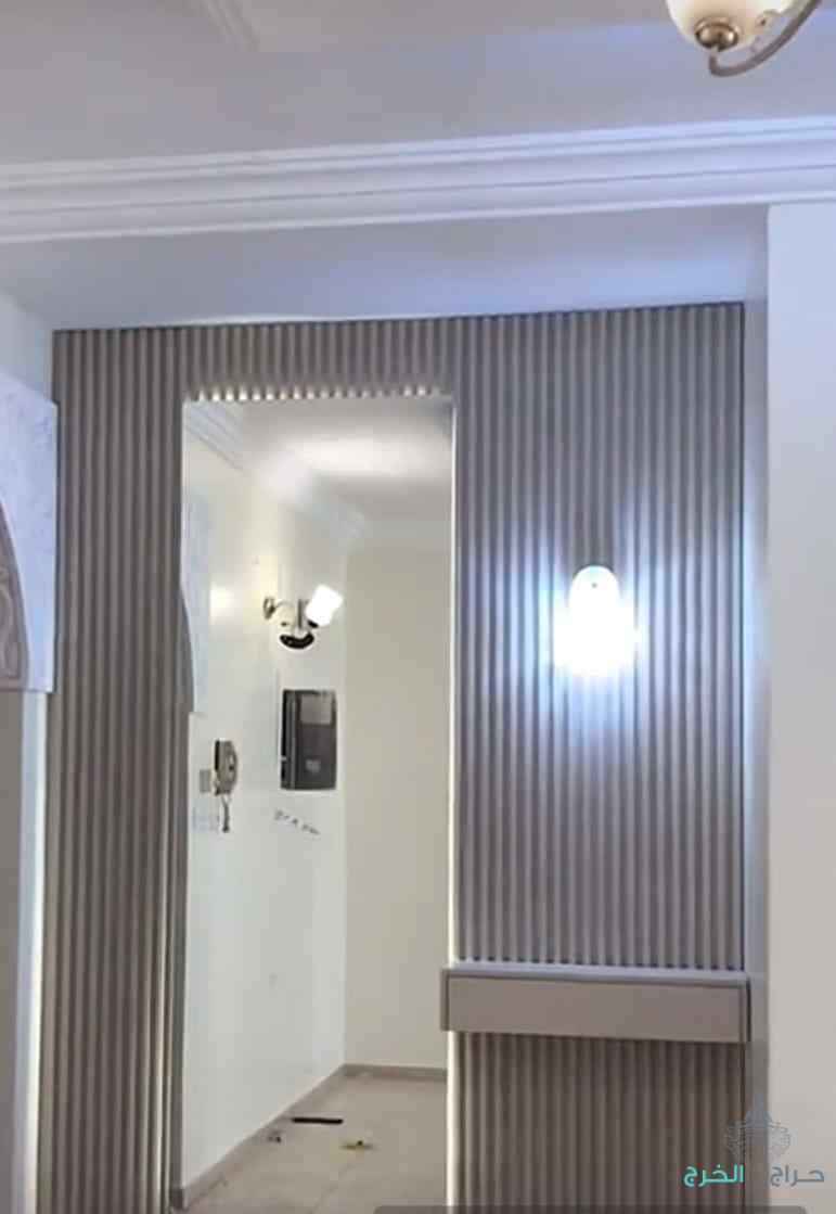 معلم ديكورات 