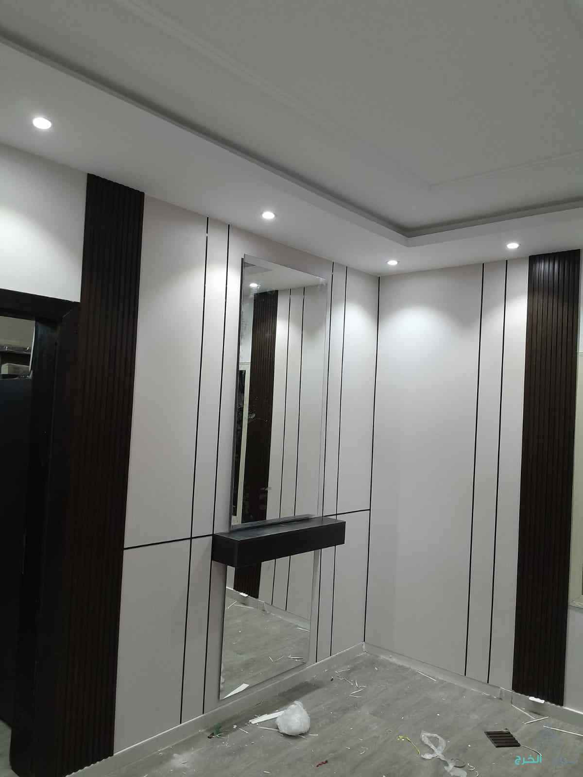 معلم ديكورات 