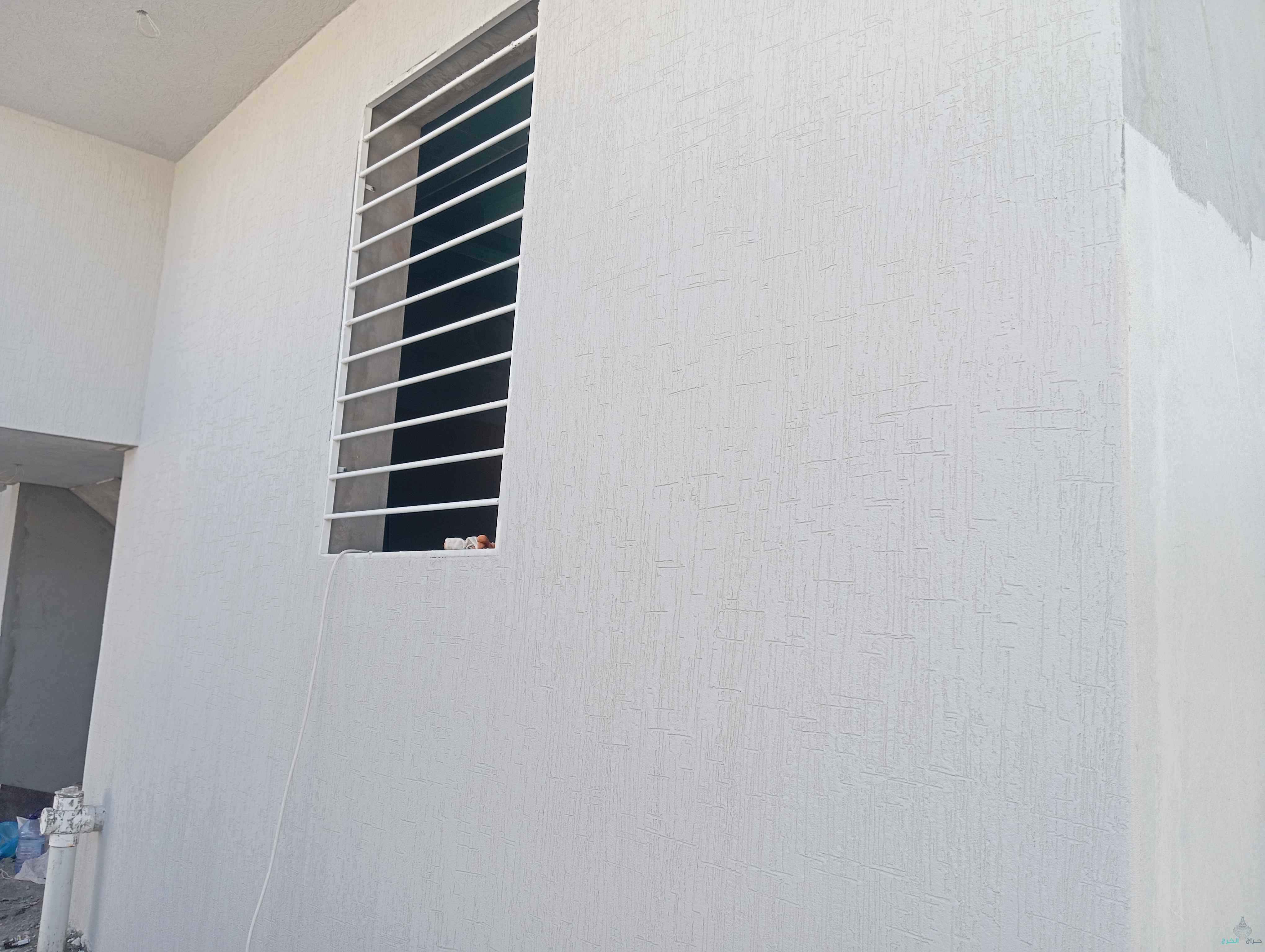 ابو حمزه للمقاولات الترميم والصيانة تكسير الجدار والجرايش وفتح المكيفات سباك دهان مبلط كهرباء جميع اعمال الصيانه والترميم