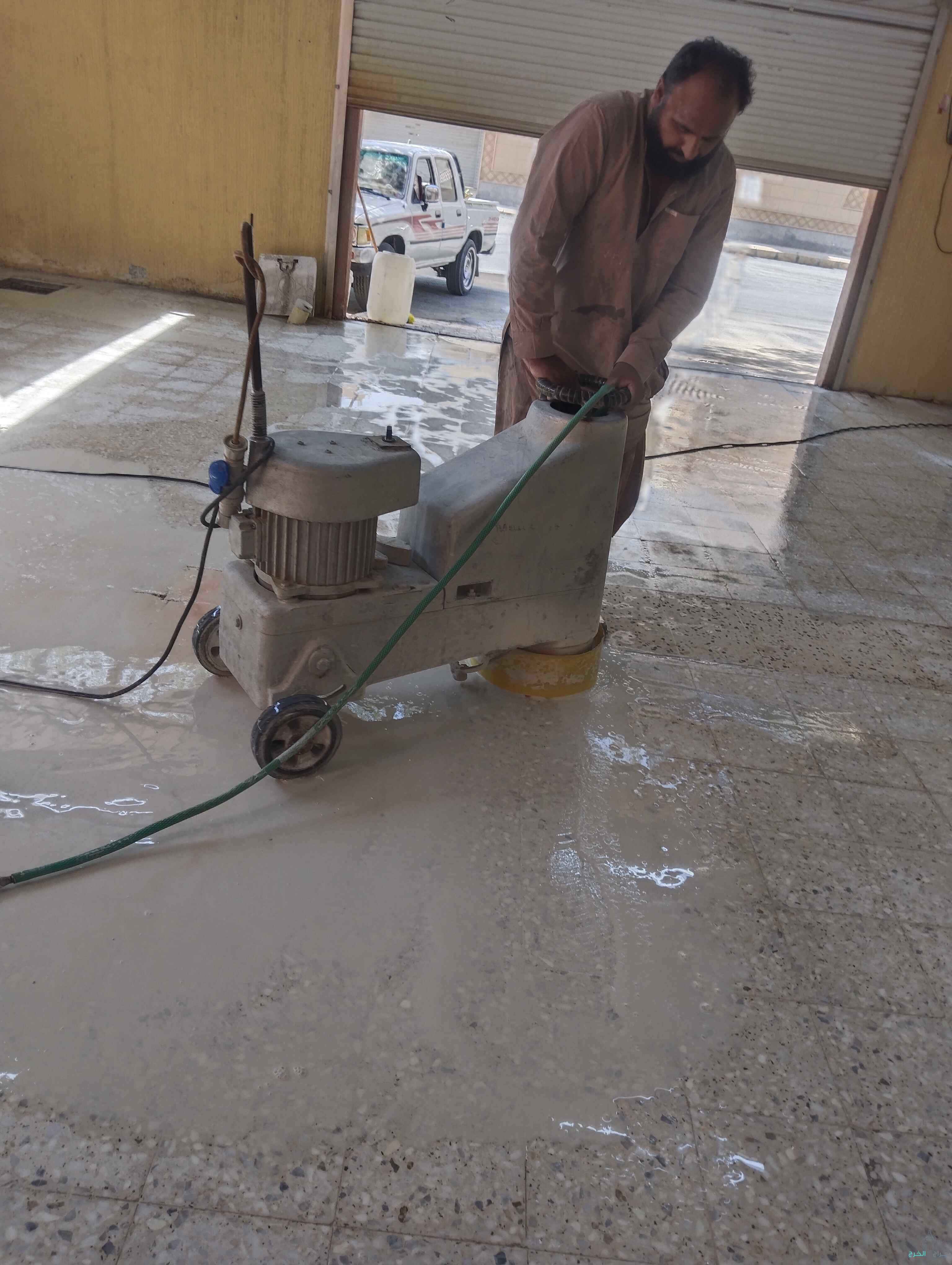 جلي بلاط جلي