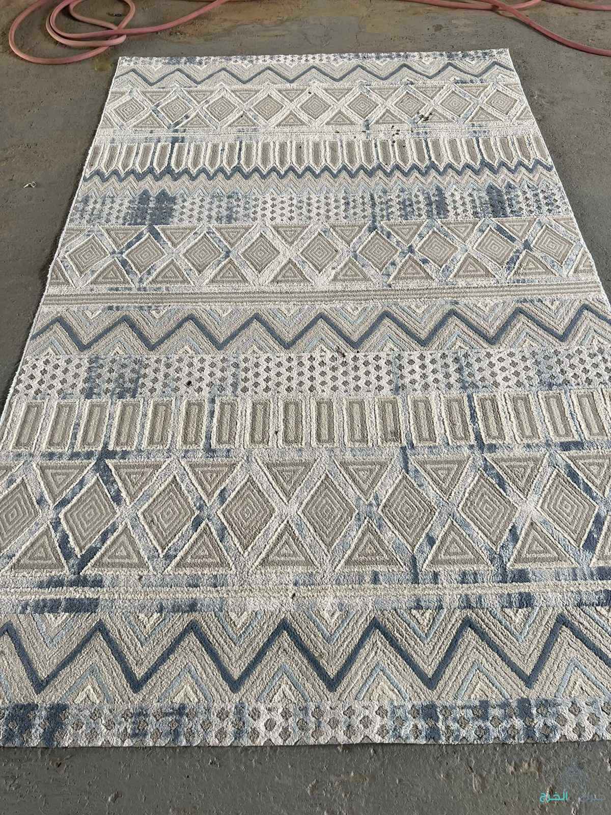 مغاسل الواحد لغسيل السجاد والبطانيات والتوصيل مجان الى الباب منزلك