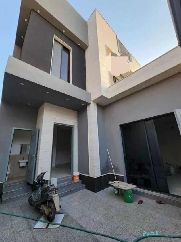 للبيع فيلا مساحة 459 حي العارض 