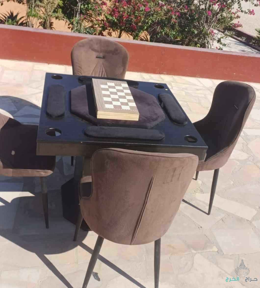 تاجير طاولة بلوت طاولة كيرم طاولة شطرنج طاولة جيكاروة وجميع الوازم الحفلات الرياض تواصل 0544578732