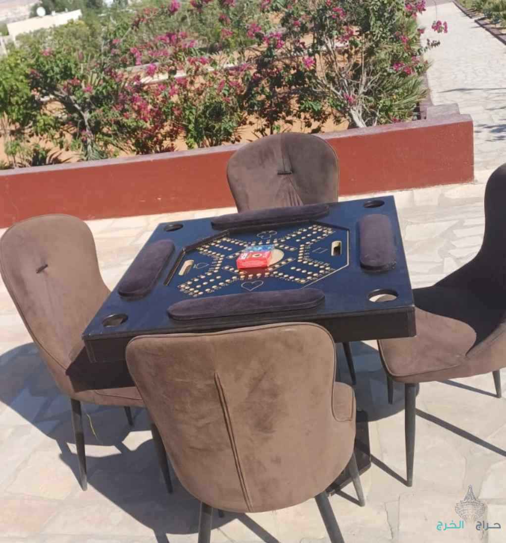 تاجير طاولة بلوت طاولة كيرم طاولة شطرنج طاولة جيكاروة وجميع الوازم الحفلات الرياض تواصل 0544578732